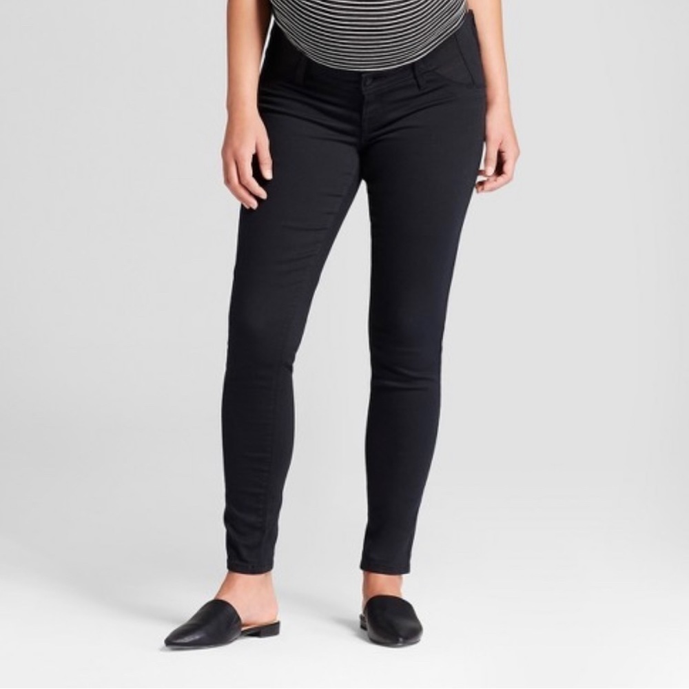 NWT Ingrid & Isabel Size 14/32R 29” Maternity Jegging
